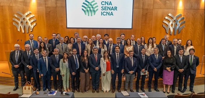 14 10 Comitiva Argentina Geral