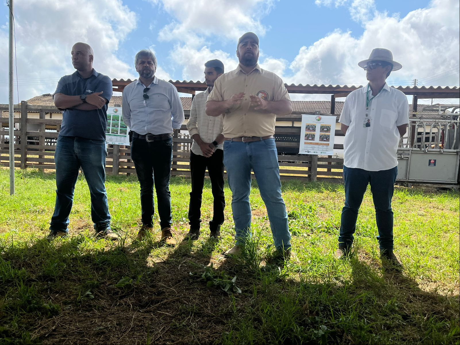 Pesquisadores da Embrapa Semiárido participaram do Dia de campo