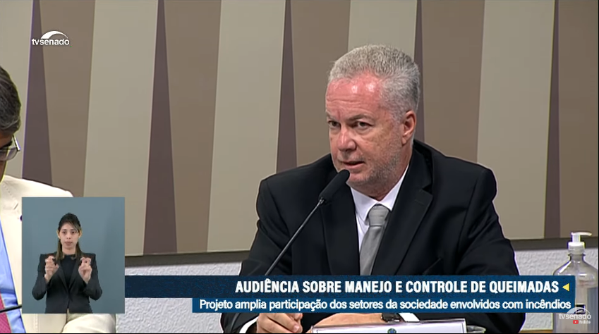 Rodrigo Justus em audiência no Senado. Rodrigo Justus em audiência no Senado.