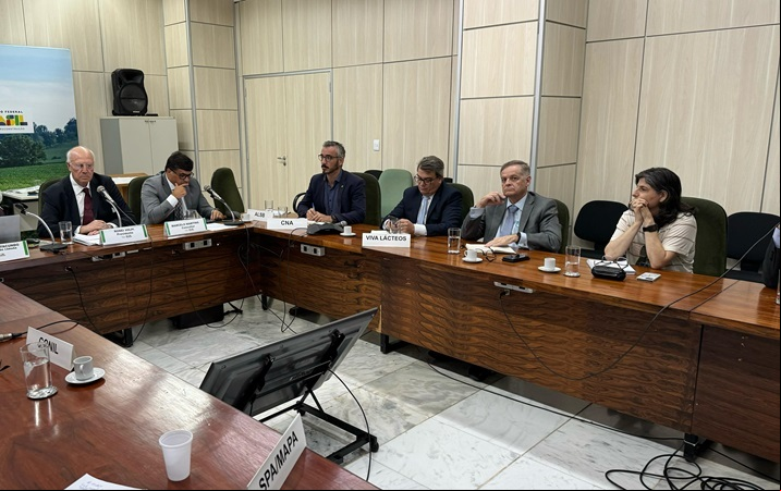 Reuniao camara setorial leite mapa